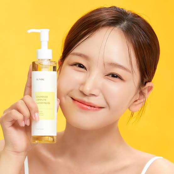 IUNIK - Calendula Complete Cleansing Oil