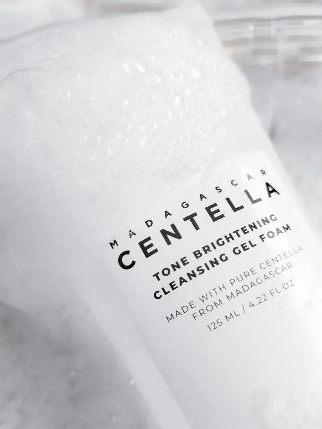 SKIN1004 - Madagascar Centella Tone Brightening Cleansing Gel Foam