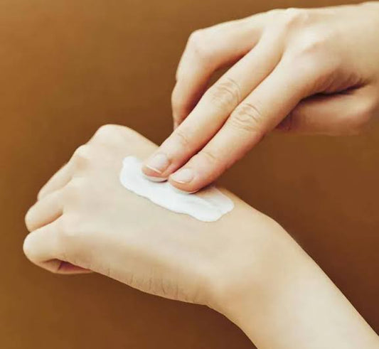 SKIN1004 - Madagascar Centella Probio - Cica Glow Sun Ampoule