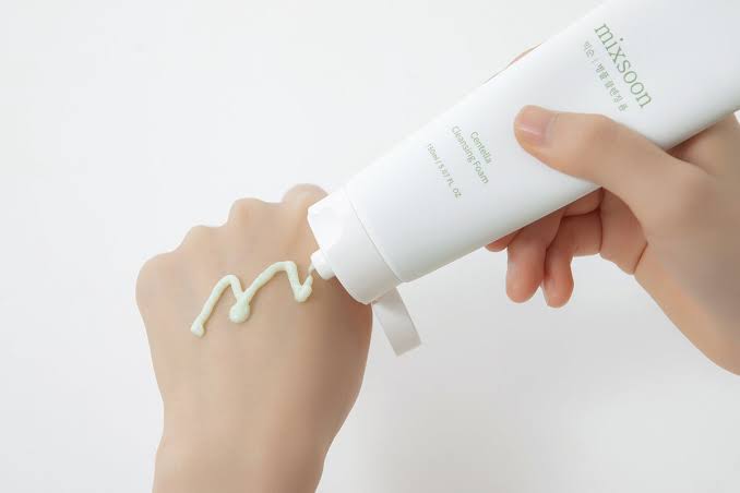 Mixsoon - Centella Cleansing Foam